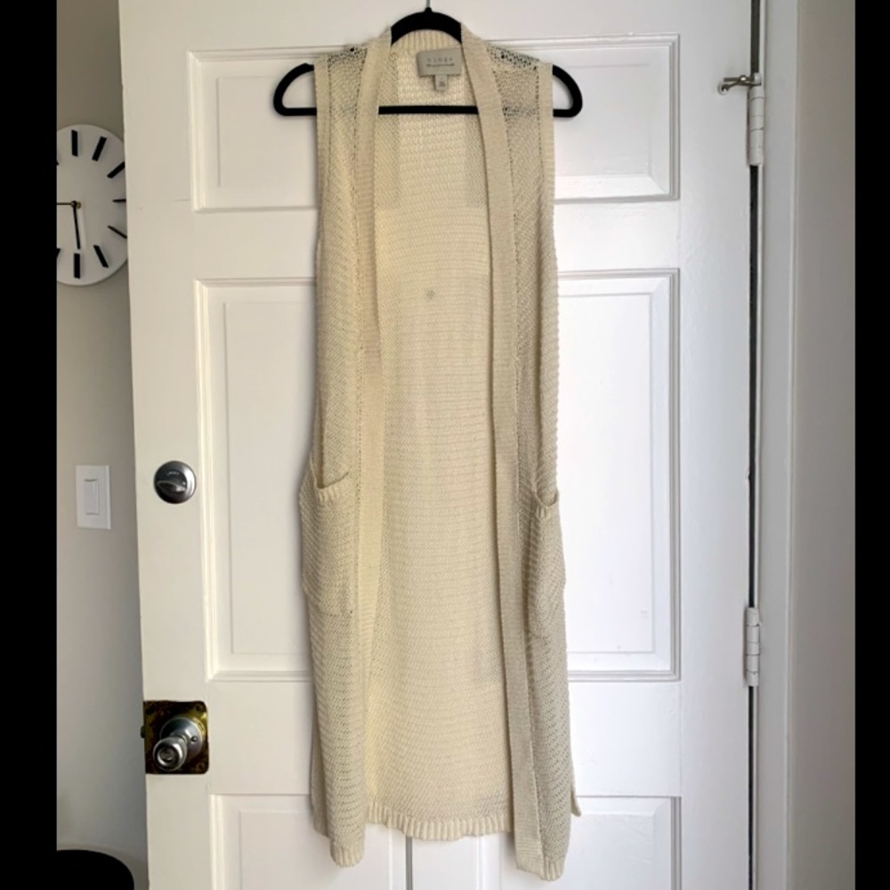 Hinge Bohemian Knit Overtop